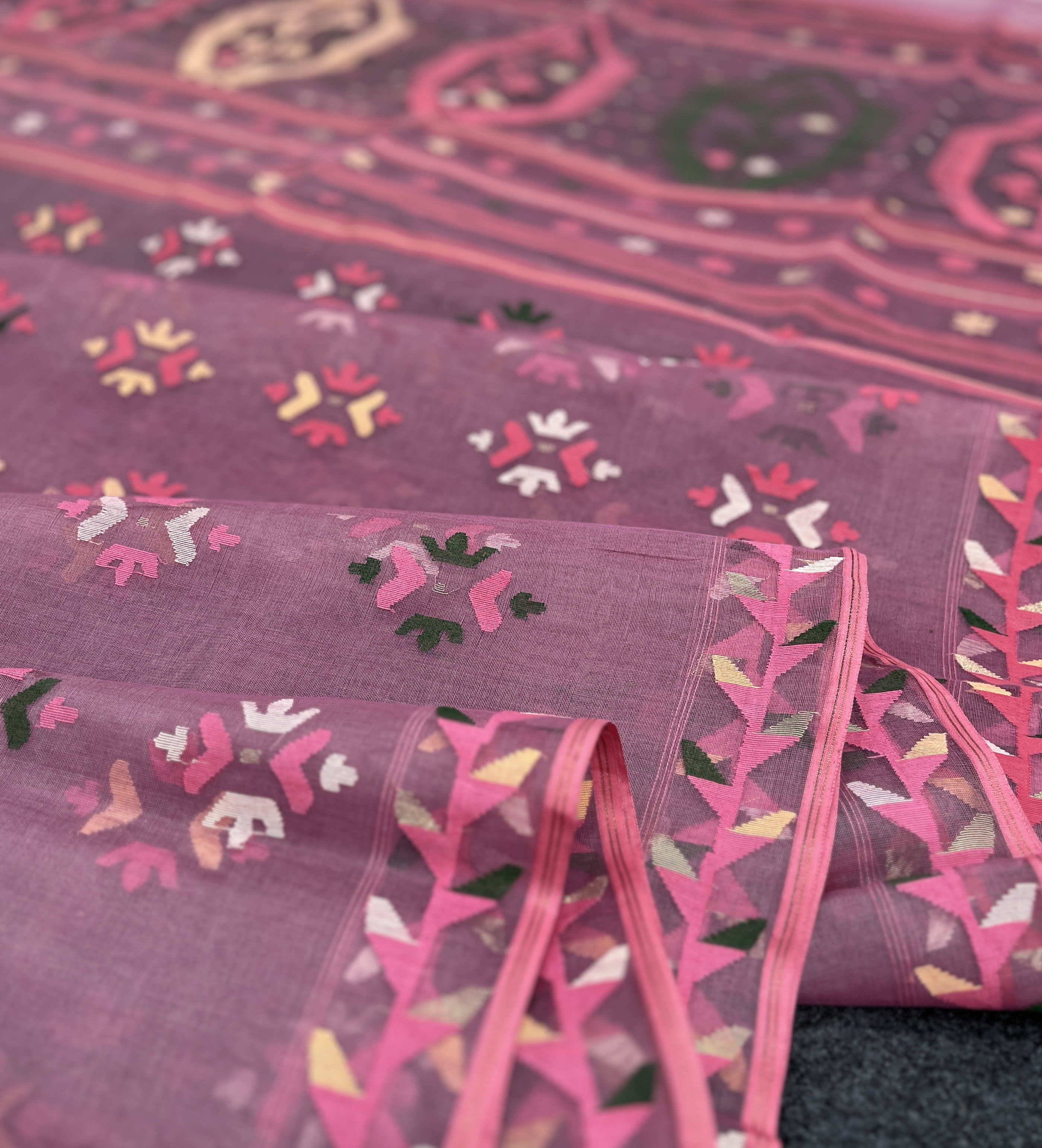 Pastal exclusive half silk jamdani saree