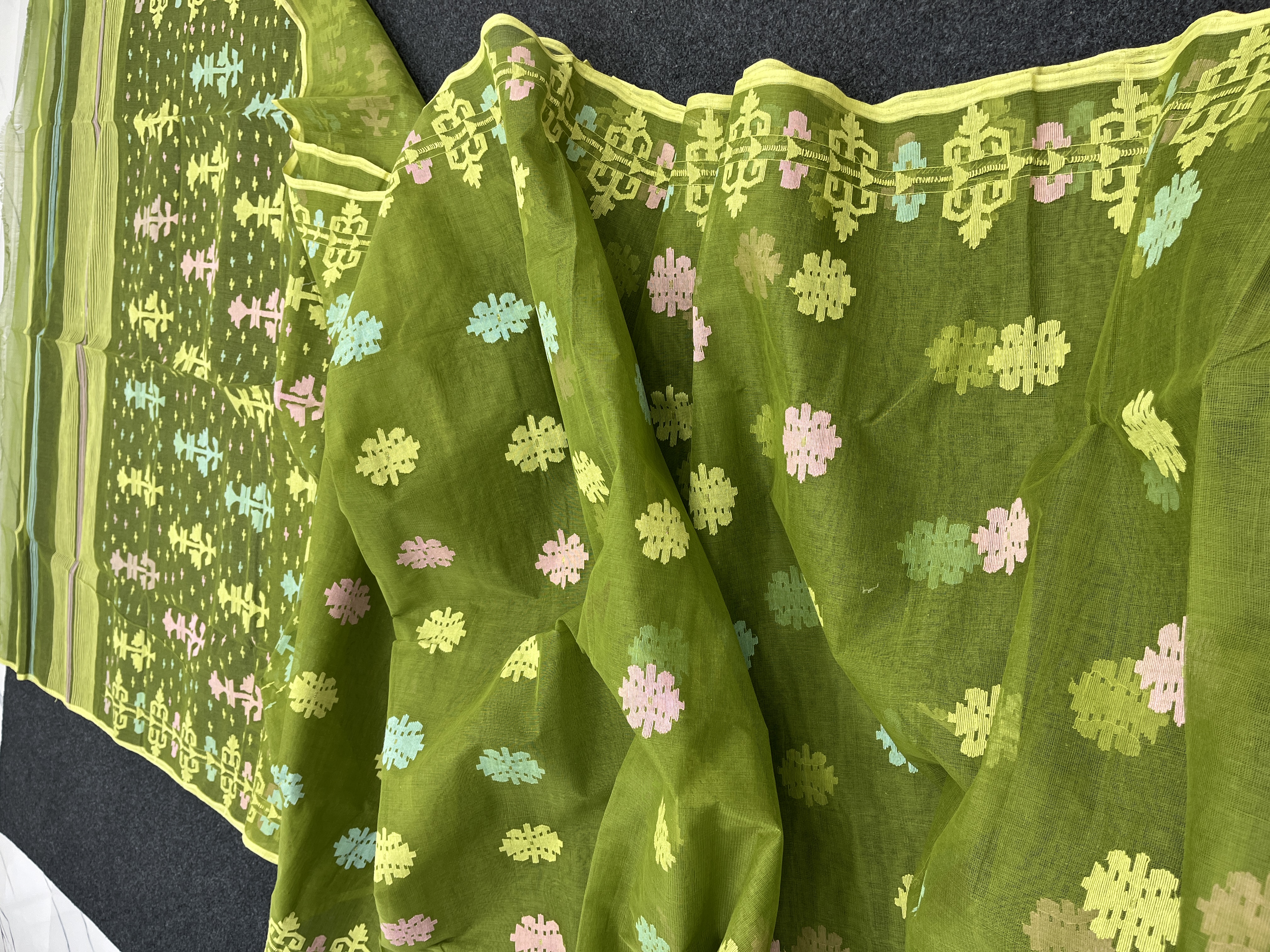 Green multi cotton jamdani saree